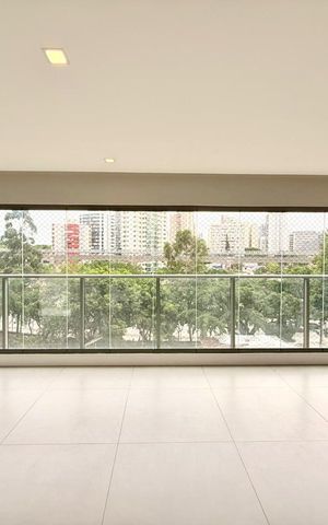 Apartamento à venda com 143m², 3 quartos e 2 vagas Apartamento à venda com 143m², 3 quartos e 2 vagasSala
