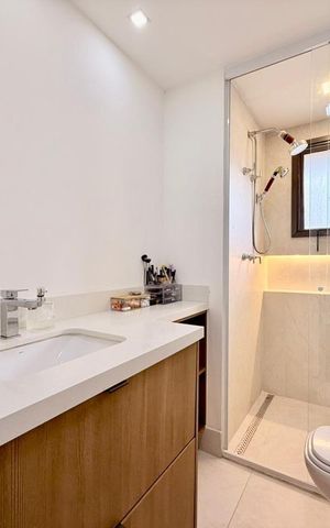 Apartamento à venda com 143m², 3 quartos e 2 vagas Apartamento à venda com 143m², 3 quartos e 2 vagasBanheiro