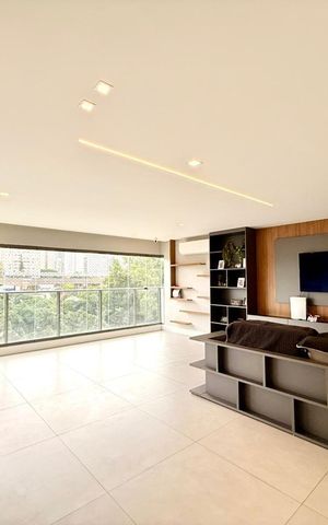 Apartamento à venda com 143m², 3 quartos e 2 vagas Apartamento à venda com 143m², 3 quartos e 2 vagasSala
