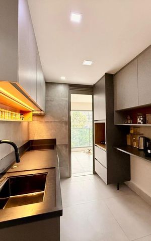 Apartamento à venda com 143m², 3 quartos e 2 vagas Apartamento à venda com 143m², 3 quartos e 2 vagasCozinha