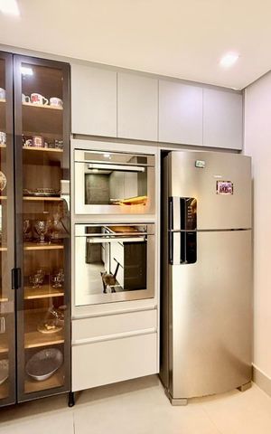 Apartamento à venda com 143m², 3 quartos e 2 vagas Apartamento à venda com 143m², 3 quartos e 2 vagasCozinha
