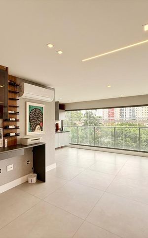Apartamento à venda com 143m², 3 quartos e 2 vagas Apartamento à venda com 143m², 3 quartos e 2 vagasSala