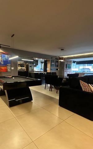 Apartamento à venda com 177m², 3 quartos e 3 vagas Apartamento à venda com 177m², 3 quartos e 3 vagasSala