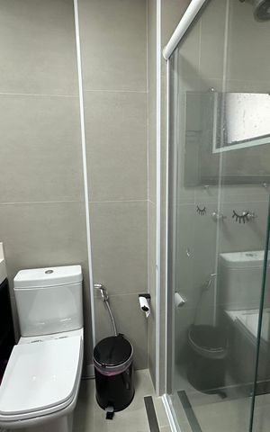 Apartamento à venda com 177m², 3 quartos e 3 vagas Apartamento à venda com 177m², 3 quartos e 3 vagasBanheiro da Suíte 2