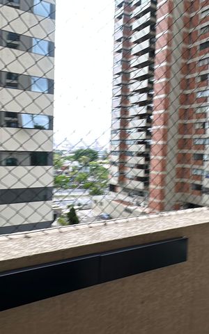 Apartamento à venda com 177m², 3 quartos e 3 vagas Apartamento à venda com 177m², 3 quartos e 3 vagasVaranda