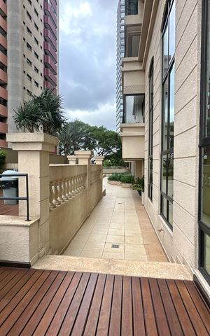 Apartamento à venda com 177m², 3 quartos e 3 vagas Apartamento à venda com 177m², 3 quartos e 3 vagasÁrea comum
