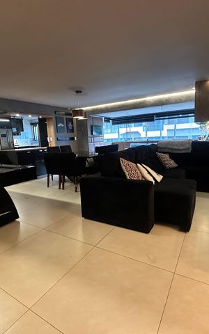 Apartamento à venda com 177m², 3 quartos e 3 vagas Apartamento à venda com 177m², 3 quartos e 3 vagasSala