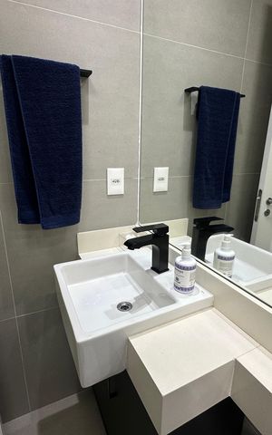 Apartamento à venda com 177m², 3 quartos e 3 vagas Apartamento à venda com 177m², 3 quartos e 3 vagasBanheiro da Suíte 1