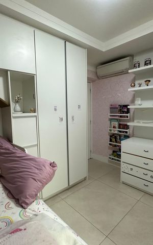 Apartamento à venda com 177m², 3 quartos e 3 vagas Apartamento à venda com 177m², 3 quartos e 3 vagasSuíte 2