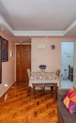 Apartamento à venda com 57m², 2 quartos e sem vaga Apartamento à venda com 57m², 2 quartos e sem vagaSala