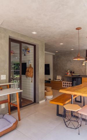 Apartamento à venda com 122m², 2 quartos e 1 vaga Apartamento à venda com 122m², 2 quartos e 1 vagaVaranda