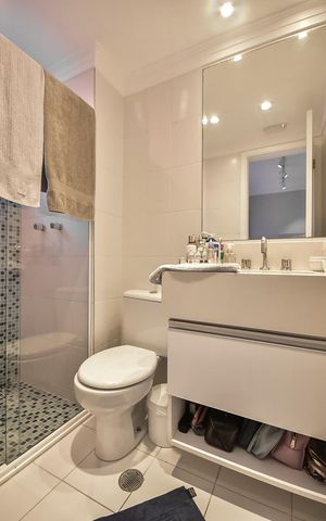 Apartamento à venda com 141m², 3 quartos e 2 vagasBanheiro da Suíte  3