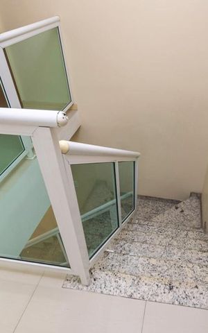 Casa à venda com 410m², 4 quartos e 2 vagas Casa à venda com 410m², 4 quartos e 2 vagasHall do 2º andar