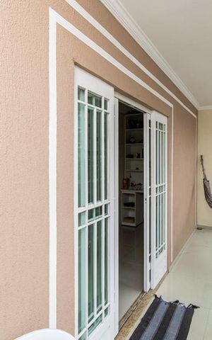 Casa à venda com 410m², 4 quartos e 2 vagas Casa à venda com 410m², 4 quartos e 2 vagasVaranda da Suíte