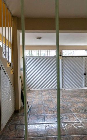 Casa à venda com 410m², 4 quartos e 2 vagas Casa à venda com 410m², 4 quartos e 2 vagasVista da Sala