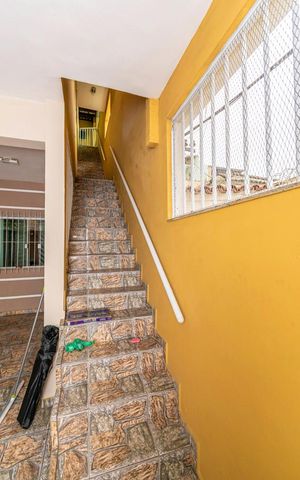 Casa à venda com 410m², 4 quartos e 2 vagas Casa à venda com 410m², 4 quartos e 2 vagasGaragem - Acesso ao Terraço