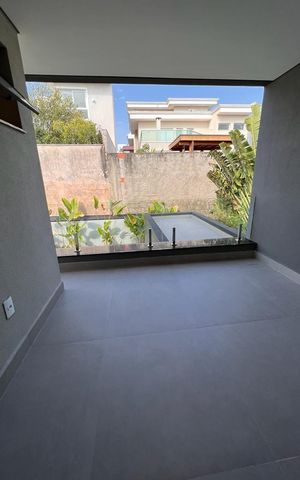Casa de condomínio à venda com 383m², 4 quartos e 4 vagas