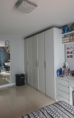 Casa para alugar com 222m², 3 quartos e 3 vagas Casa para alugar com 222m², 3 quartos e 3 vagasQuarto 1
