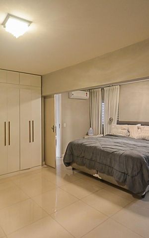 Casa para alugar com 222m², 3 quartos e 3 vagas Casa para alugar com 222m², 3 quartos e 3 vagasQuarto Suíte