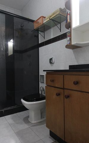 Casa de condomínio à venda com 517m², 4 quartos e 4 vagasBanheiro social