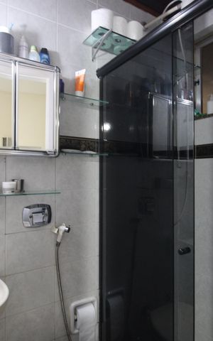 Casa de condomínio à venda com 517m², 4 quartos e 4 vagasBanheiro da suíte