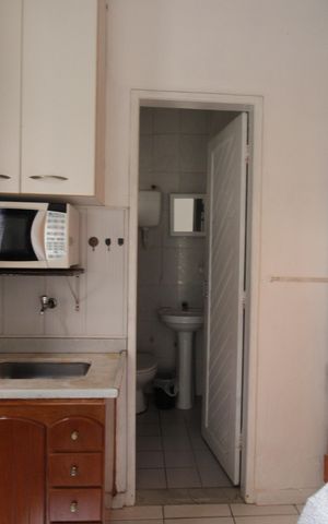 Casa de condomínio à venda com 517m², 4 quartos e 4 vagasKitnet 1