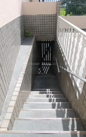 Casa de condomínio à venda com 517m², 4 quartos e 4 vagasQuintal - Entrada