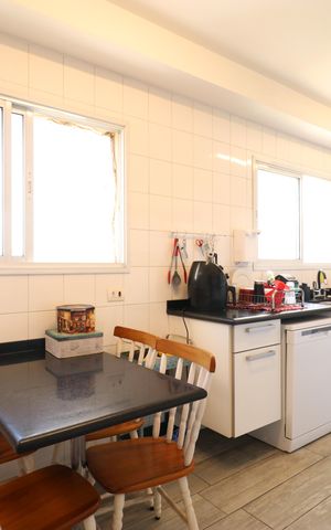 Apartamento à venda com 168m², 4 quartos e 3 vagasCozinha