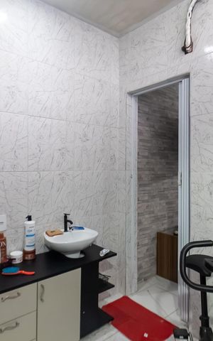 Casa para alugar com 175m², 5 quartos e 2 vagas