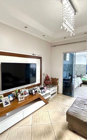 Casa à venda com 240m², 4 quartos e 6 vagas Casa à venda com 240m², 4 quartos e 6 vagasSala 1