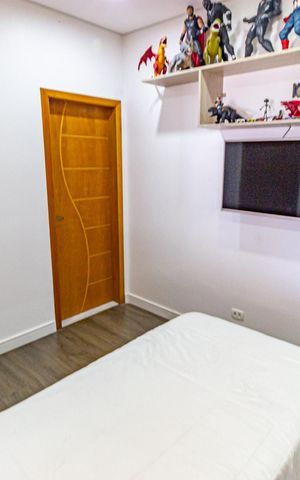 Casa à venda com 279m², 6 quartos e 3 vagas Casa à venda com 279m², 6 quartos e 3 vagasSuíte 4