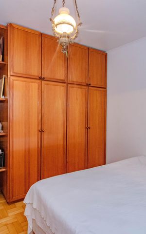 Casa à venda com 240m², 4 quartos e 2 vagas Casa à venda com 240m², 4 quartos e 2 vagasQuarto 2