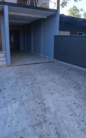 Casa para alugar com 200m², 2 quartos e 3 vagas Casa para alugar com 200m², 2 quartos e 3 vagasFachada