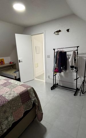 Casa de condomínio à venda com 350m², 5 quartos e 5 vagasQuarto 4