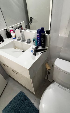 Casa de condomínio à venda com 350m², 5 quartos e 5 vagasBanheiro Social