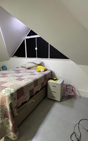 Casa de condomínio à venda com 350m², 5 quartos e 5 vagasQuarto 4