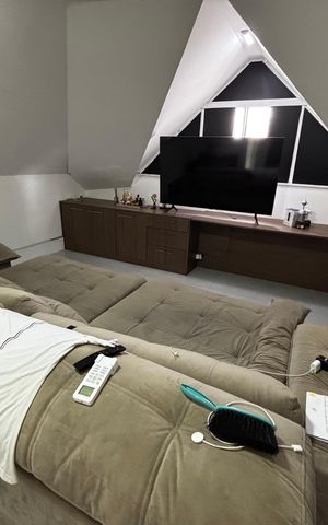 Casa de condomínio à venda com 350m², 5 quartos e 5 vagasQuarto 5