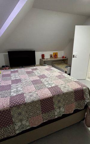 Casa de condomínio à venda com 350m², 5 quartos e 5 vagasQuarto 4