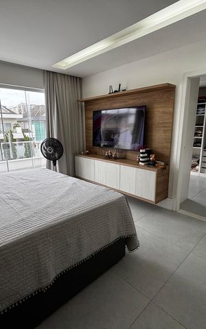 Casa de condomínio à venda com 350m², 5 quartos e 5 vagasSuíte 1