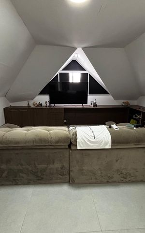 Casa de condomínio à venda com 350m², 5 quartos e 5 vagasQuarto 5