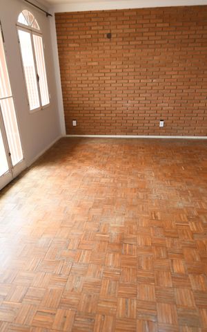 Casa à venda com 395m², 3 quartos e 6 vagasSala 1