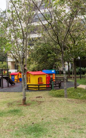 Apartamento à venda com 94m², 2 quartos e 2 vagasÁrea comum - Playground