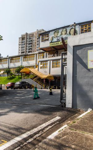 Apartamento à venda com 94m², 2 quartos e 2 vagas Apartamento à venda com 94m², 2 quartos e 2 vagasVista da Rua