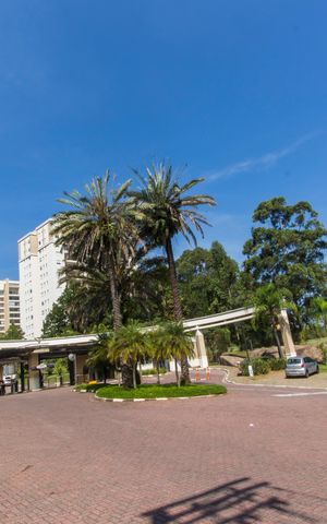 Apartamento à venda com 94m², 2 quartos e 2 vagas Apartamento à venda com 94m², 2 quartos e 2 vagasVista da Rua