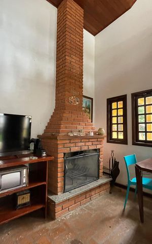 Casa de condomínio para alugar com 581m², 4 quartos e 3 vagas Casa de condomínio para alugar com 581m², 4 quartos e 3 vagasSala