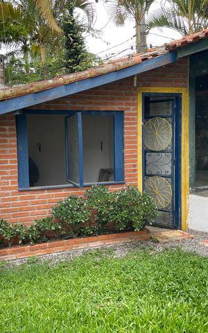 Casa de condomínio para alugar com 581m², 4 quartos e 3 vagas Casa de condomínio para alugar com 581m², 4 quartos e 3 vagasQuintal