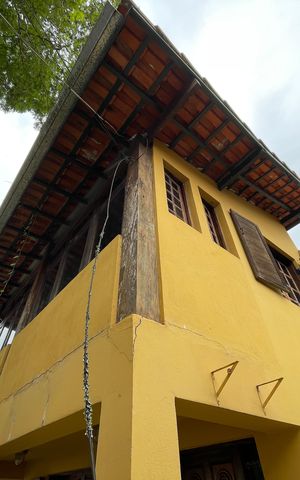 Casa de condomínio para alugar com 581m², 4 quartos e 3 vagas Casa de condomínio para alugar com 581m², 4 quartos e 3 vagasFachada