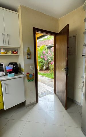 Casa de condomínio para alugar com 581m², 4 quartos e 3 vagas Casa de condomínio para alugar com 581m², 4 quartos e 3 vagasCozinha