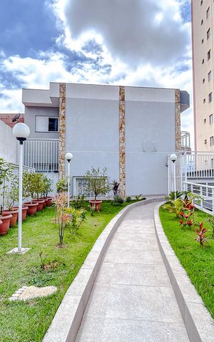 Casa de condomínio à venda com 198m², 3 quartos e 4 vagasEntrada