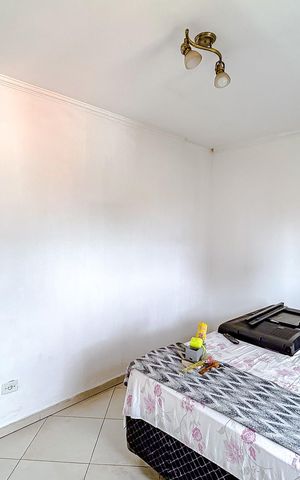 Casa de condomínio à venda com 198m², 3 quartos e 4 vagasQuarto 1